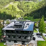 Hotel Simader 3*