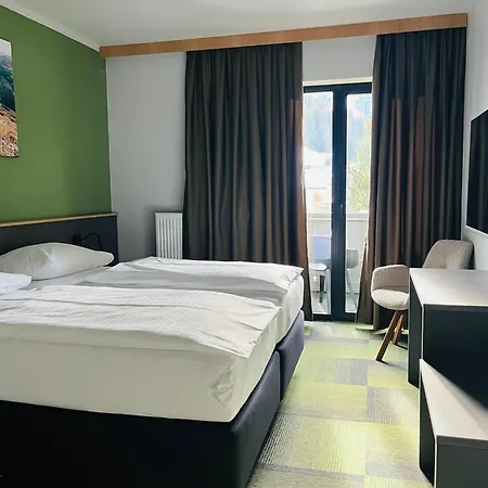 Hotel Simader 3*
