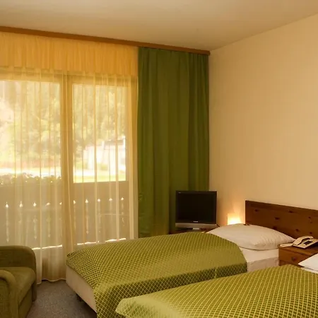 Simader Бадгаштейн